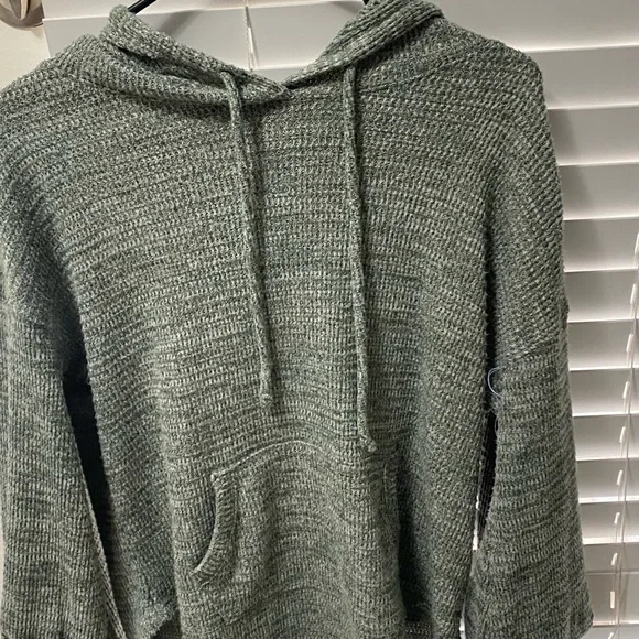 Sweaters SO - Picture 4 of 4